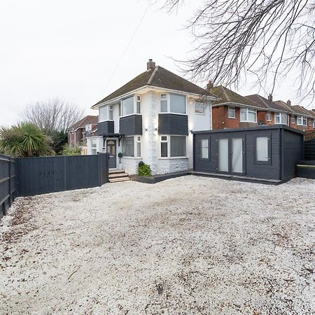 Estwood - Gated House Villa Southampton Exterior photo