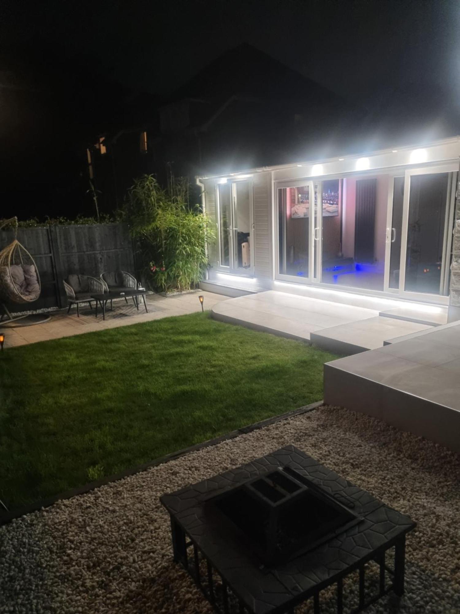 Estwood - Gated House Villa Southampton Exterior photo